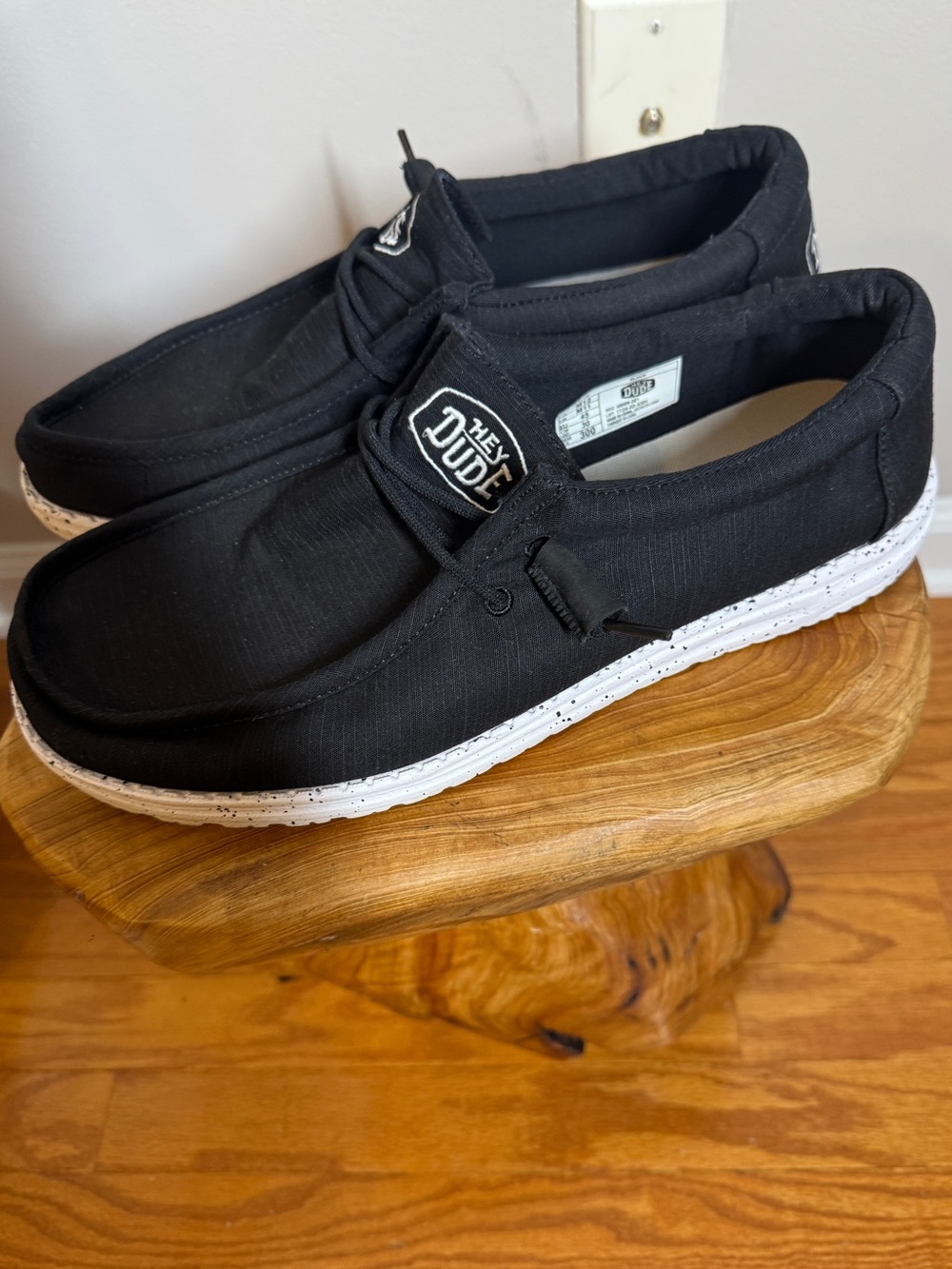 Hey Dude Wally Slub Slip-on Shoes in Black Canvas Speckled Sole Sz. 12 - Picture 4 of 10